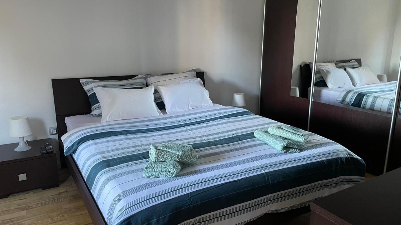 Apartment Marina Rijeka Exteriör bild